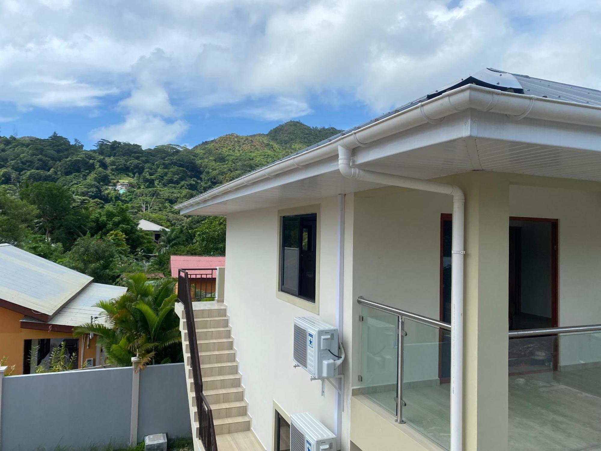 Apartment Yvon's Tropical Grand Anse (Praslin)
