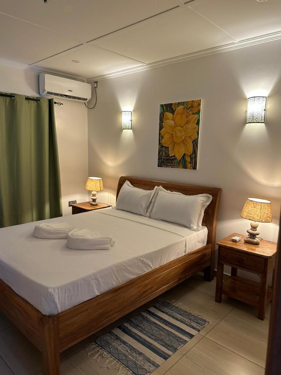 Yvon's Tropical Apartment Grand Anse (Praslin)