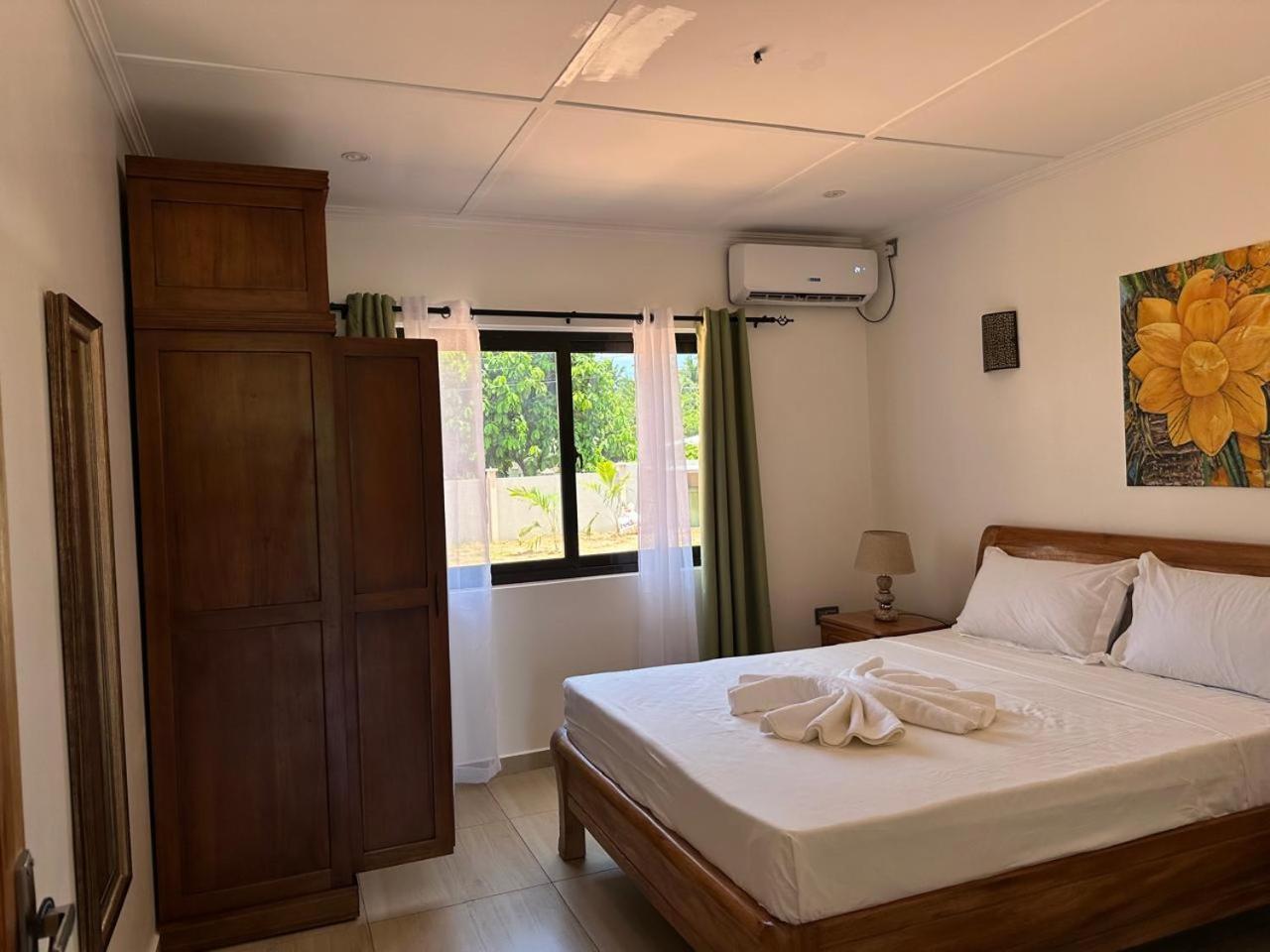 Yvon's Tropical Appartement